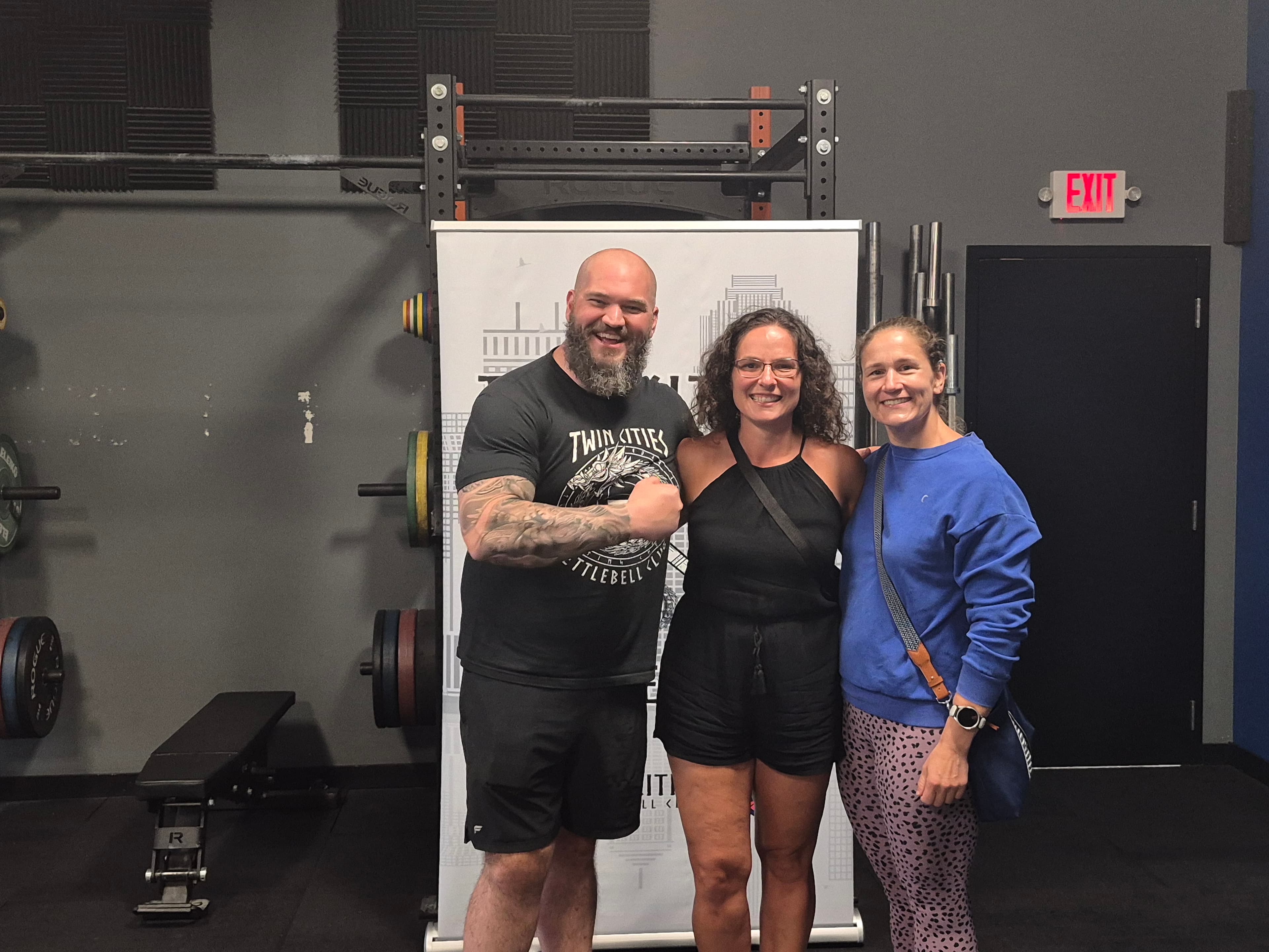 Jordan Kunde-Wright with athletes at Twin Cities Kettlebell Open